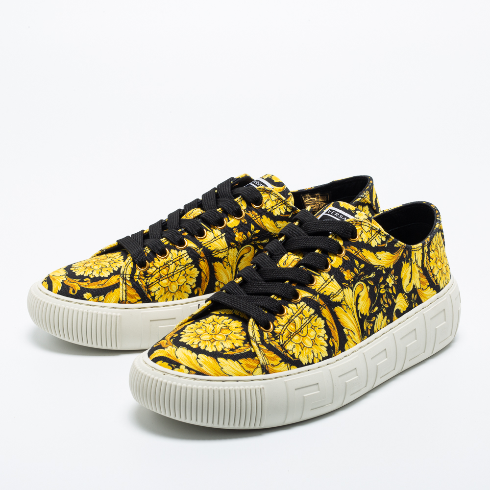 

Versace Black/Yellow Barocco Print Canvas Low Top Sneakers Size