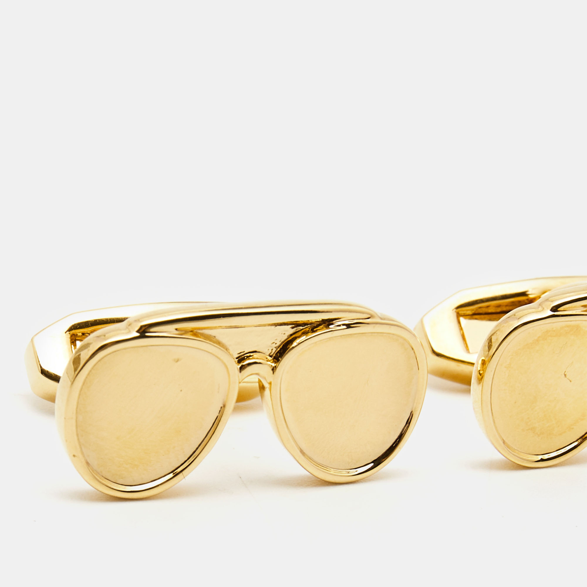 

Versace Gold Tone Toggle Cufflinks