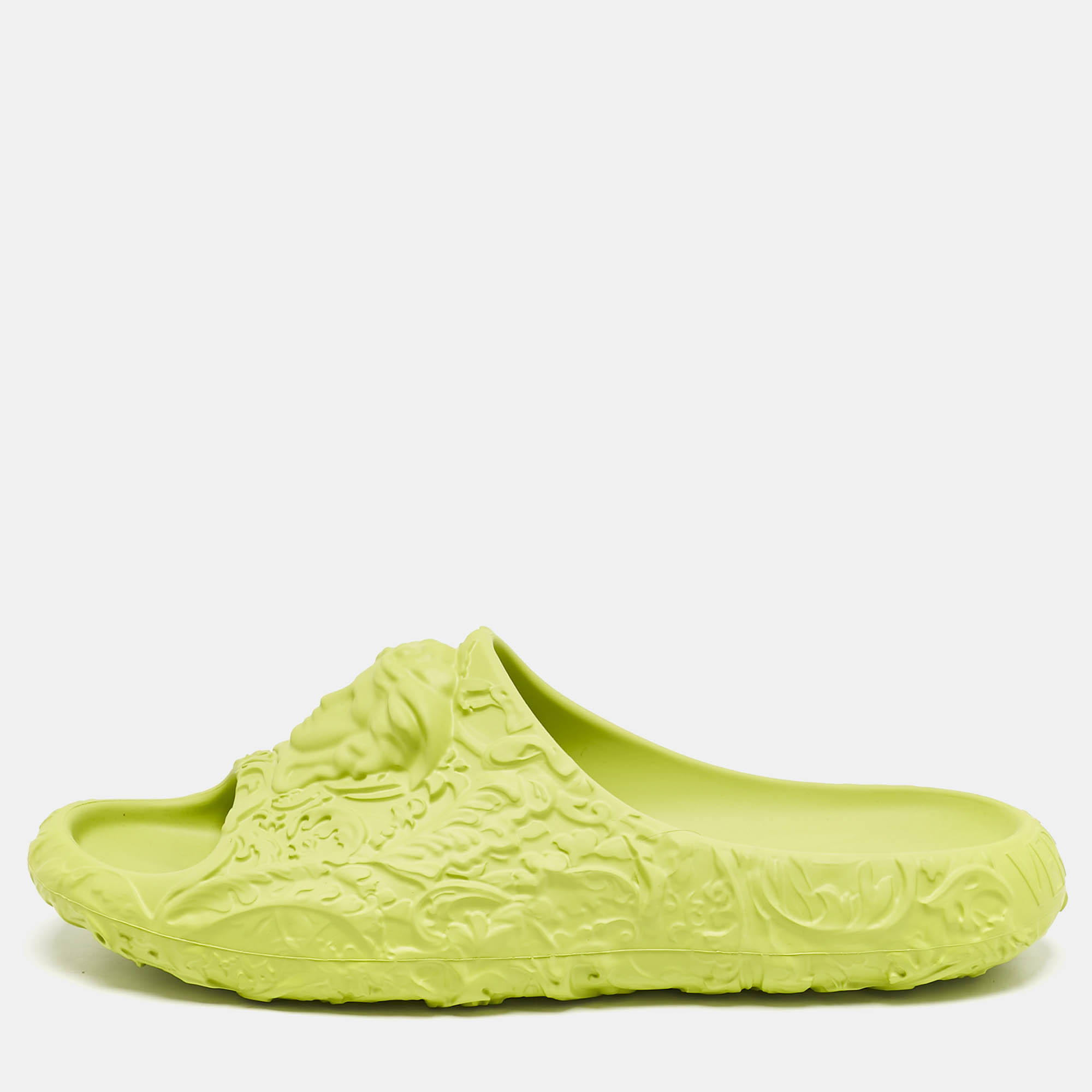 

Versace Green Baroque Medusa Embossed Rubber Pool Slide Sandals Size