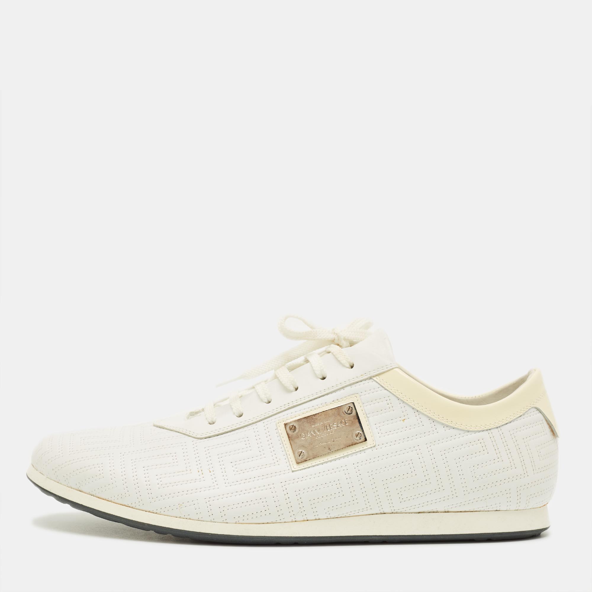 

Versace Size  White/Beige Patent Leather and Quilted Leather Logo Lace Up Sneakers
