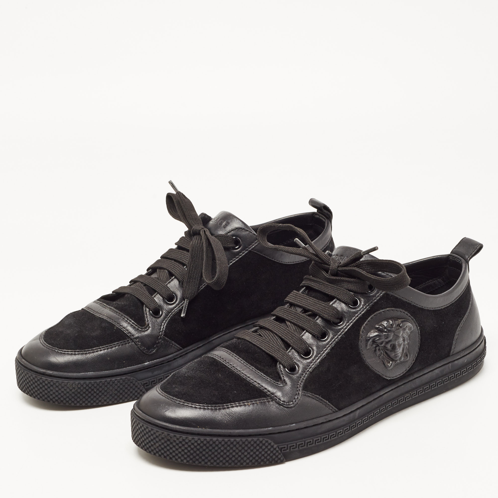 

Versace Black Suede and Leather Medusa Low Top Sneakers Size