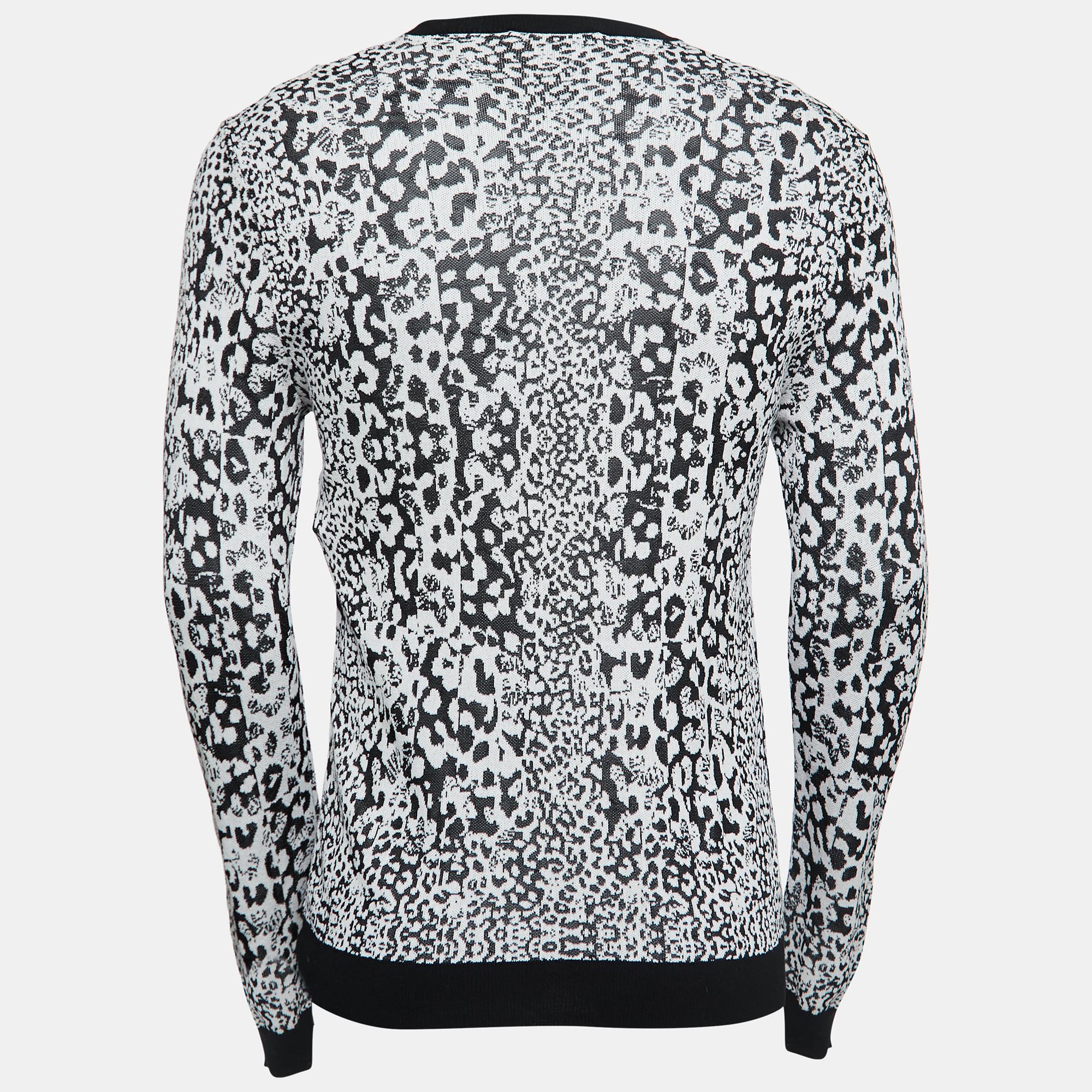 

Versus Versace Black/White Patterned Knit Pullover