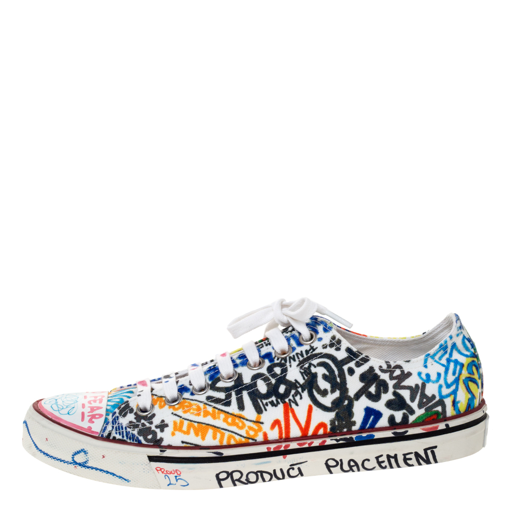 

Vetements White Graffiti Canvas Low Top Lace Up Sneakers Size