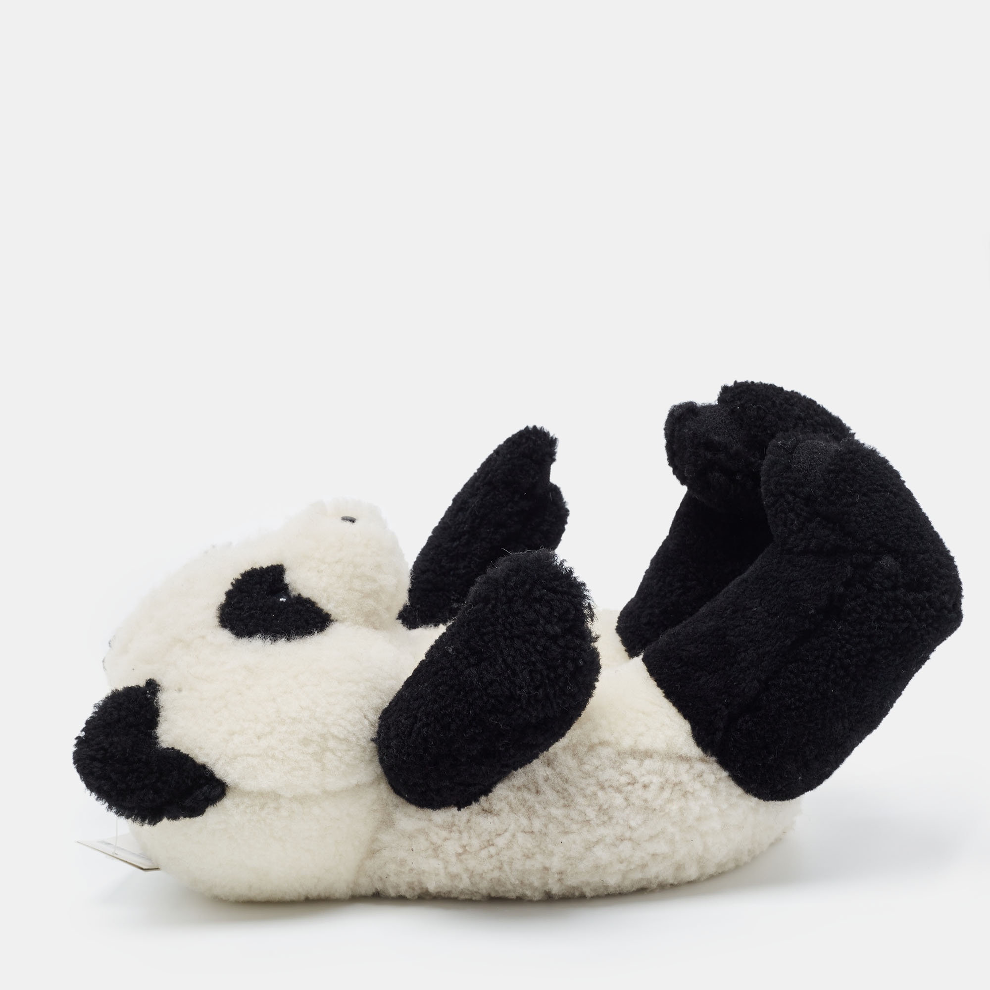 Pre Owned Vetements White/Black Fur Shearing Slippers Size 41