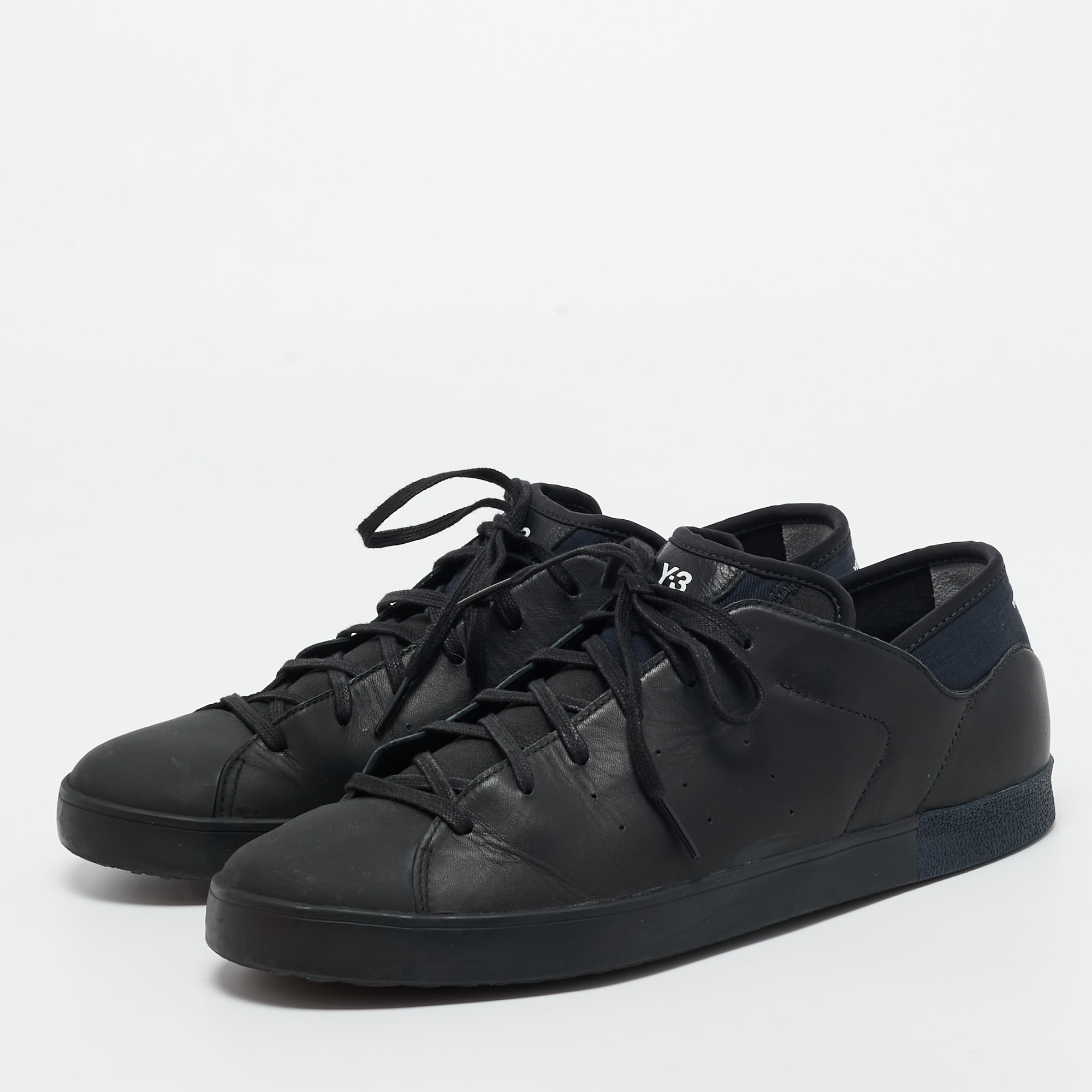

Y-3 Black Leather Low-Top Sneakers Size
