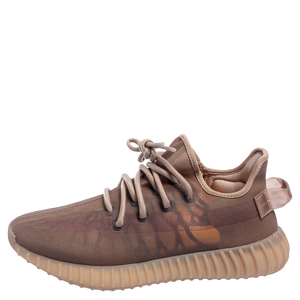 

Yeezy x Adidas Boost 350 V2 Mono Mist Sneakers Size 41 1/3, Brown