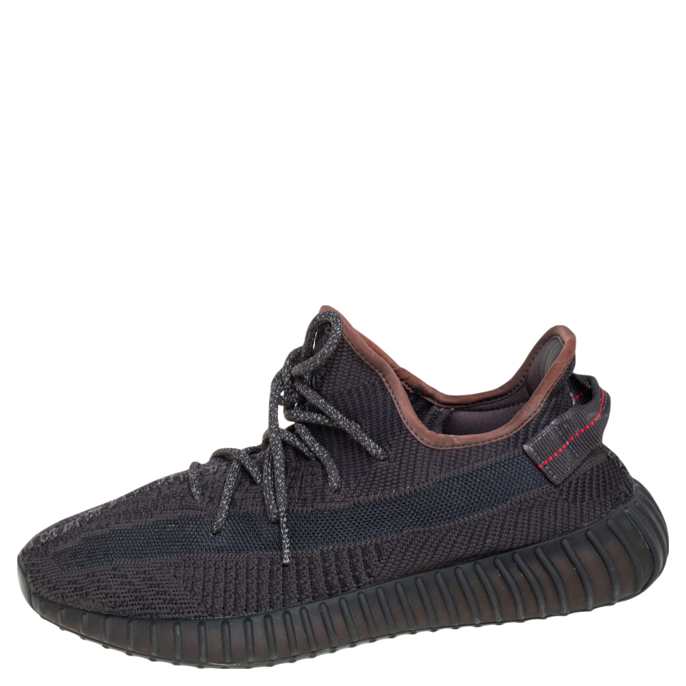 

Yeezy Boost 350 V2 Black Knit Fabric Non Reflective Sneakers Size