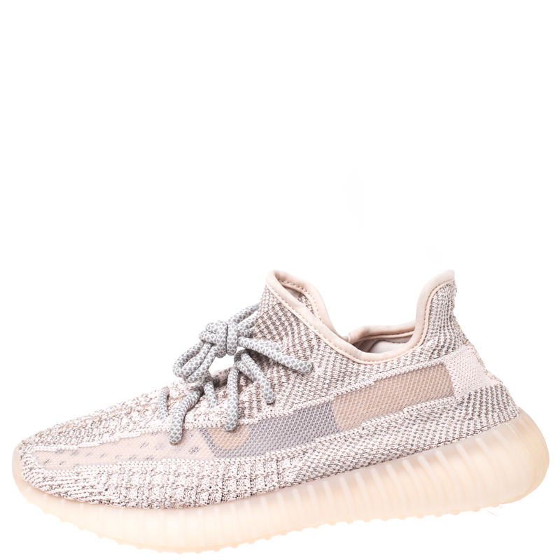 

Yeezy x Adidas Light Pink/Grey Knit Fabric Boost 350 V2 Synth Reflective Sneakers Size