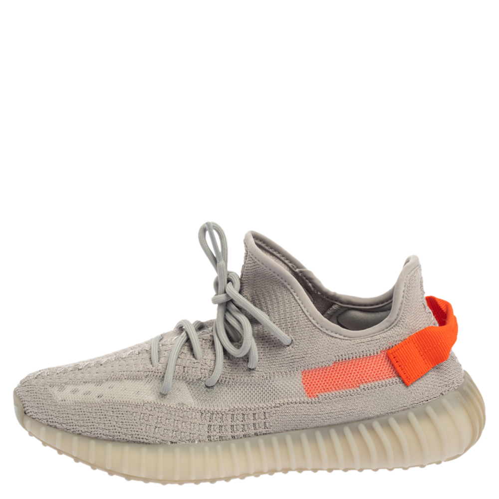 

Yeezy x Adidas Grey Cotton Knit Boost 350 V2 Tail Light Sneakers Size