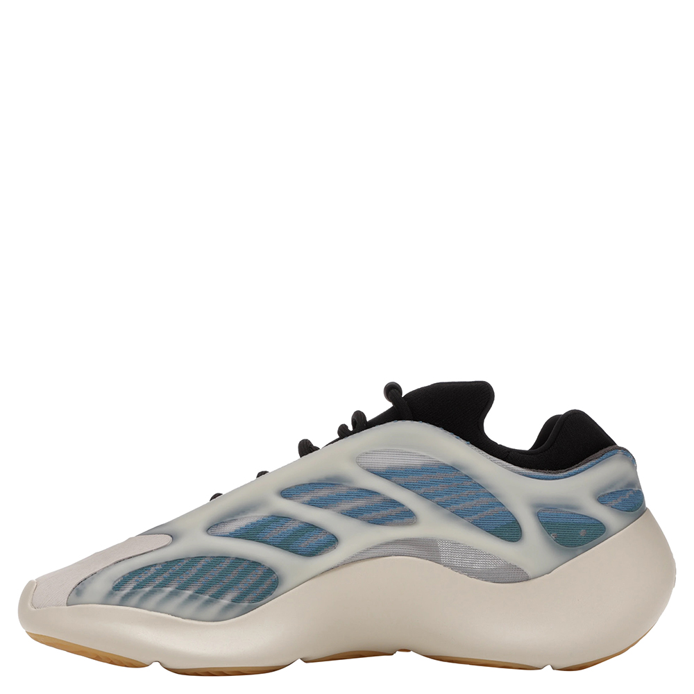 

Adidas Yeezy 700 V3 Kyanite Sneakers Size (US 10.5) EU 44 2/3, Blue