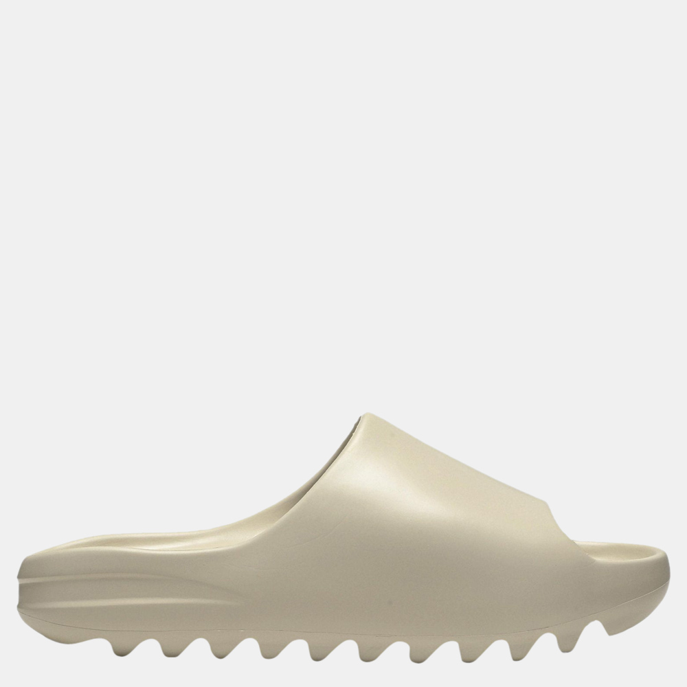 

Yeezy x Adidas Slide Bone Sandals Size US 10/EU, Grey