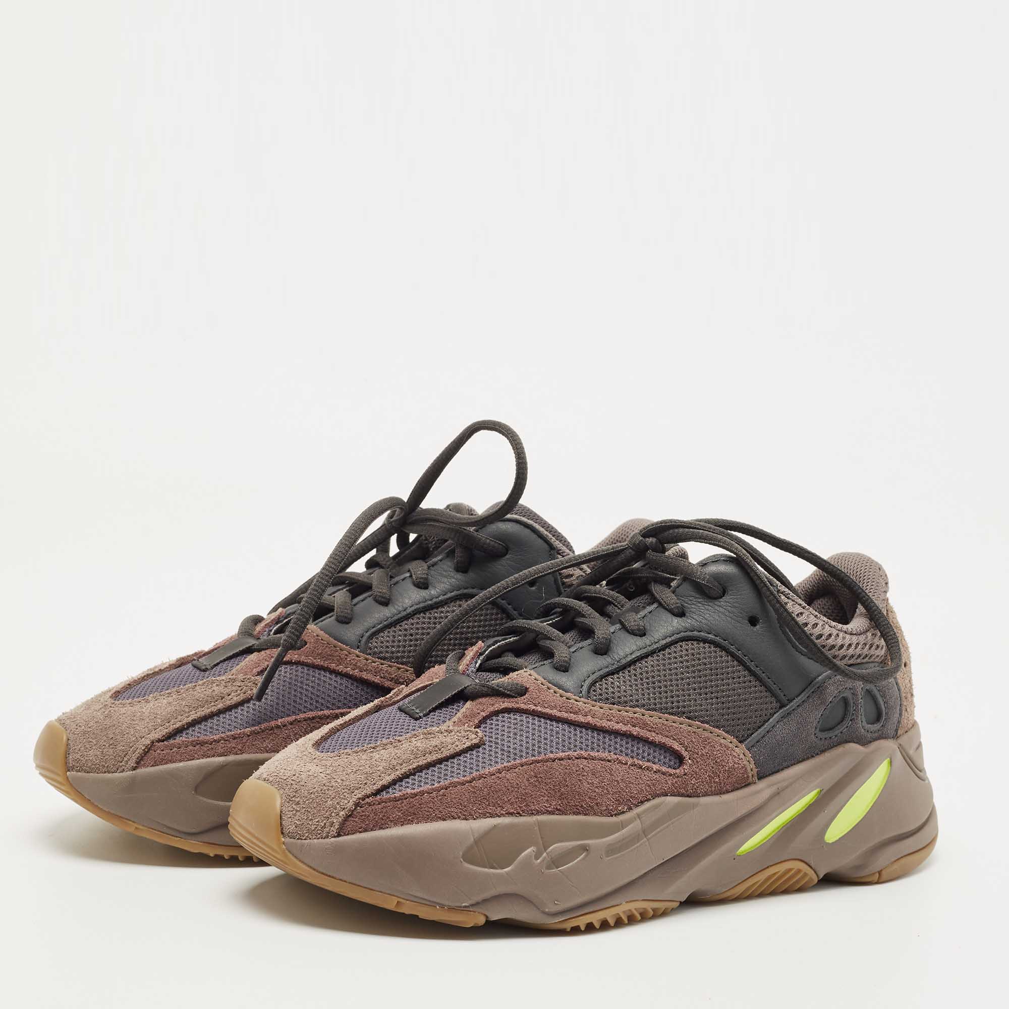 

Yeezy x Adidas Multicolor Suede and Mesh Boost 700 Mauve Sneakers Size