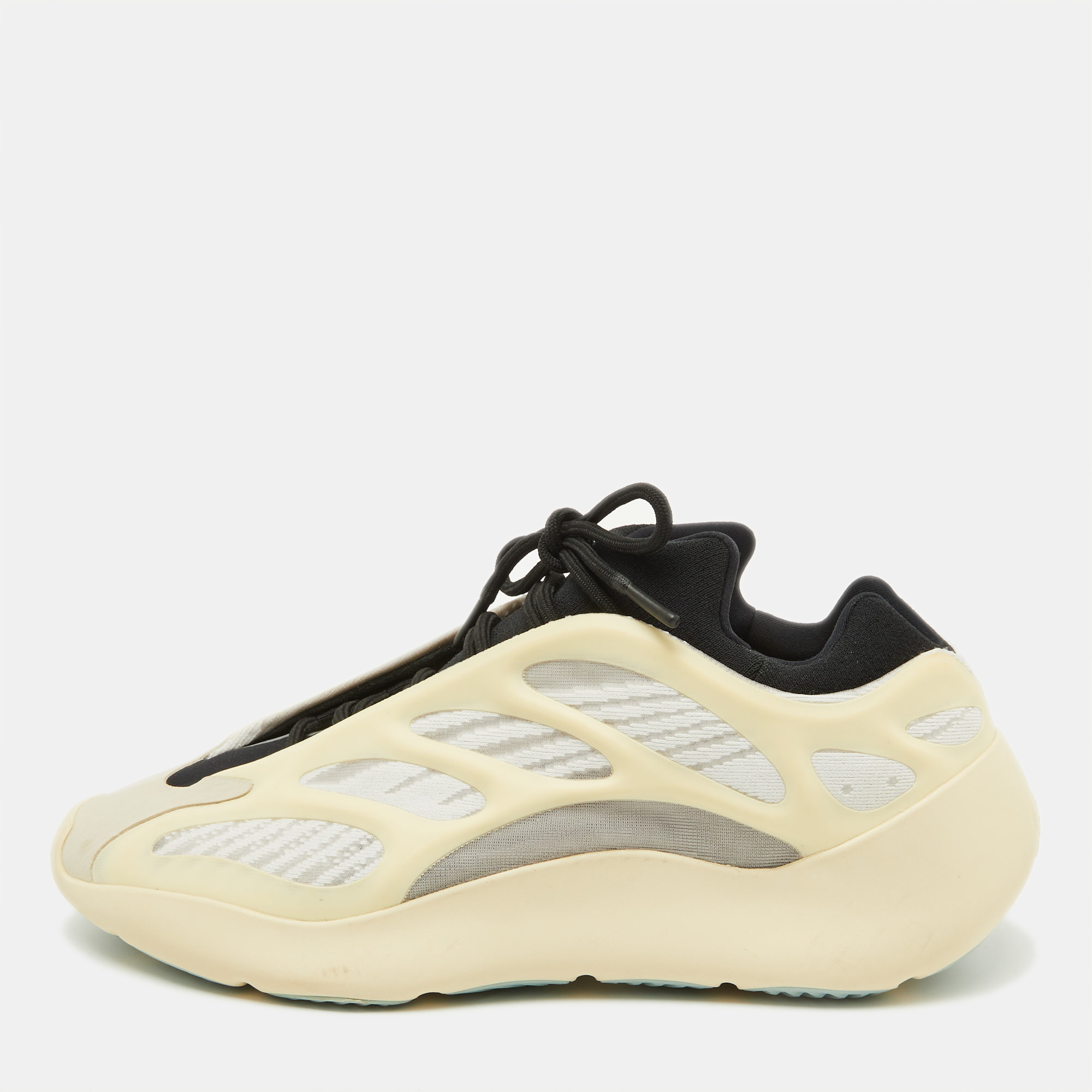 

Yeezy x Adidas Cream/Black Rubber and Mesh Yeezy 700 V3 Azael Sneakers Size 44 2/3