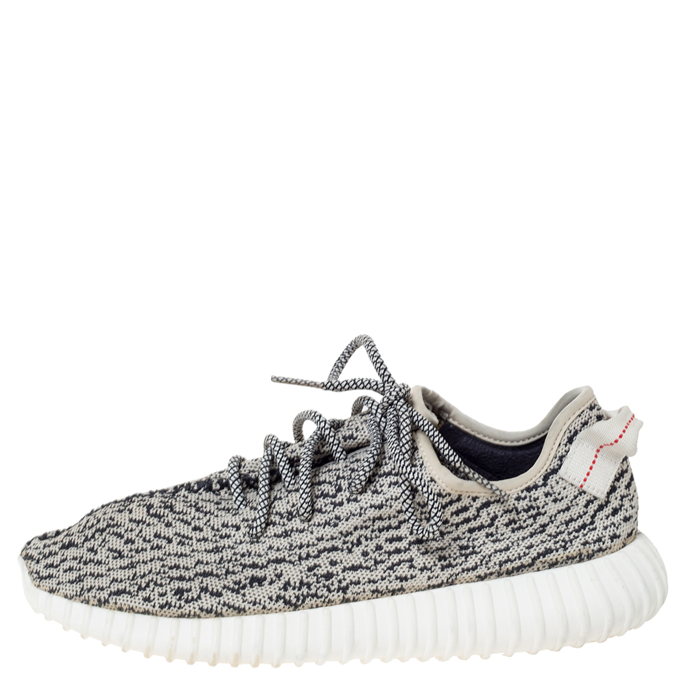 

Yeezy x Adidas Turtledove Cotton Knit Boost 350 Sneakers Size, Grey