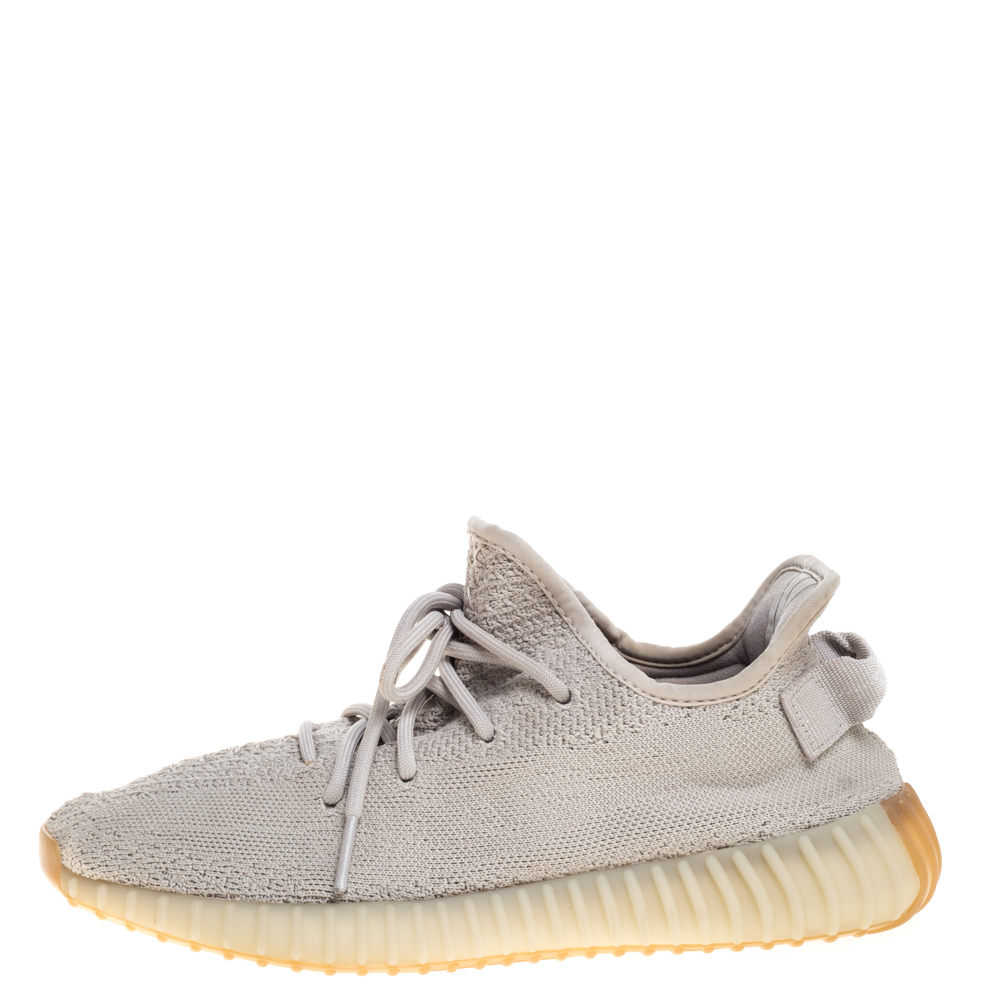 

Yeezy x Adidas Sesame Cotton Knit Boost 350 V2 Sneakers Size, Grey