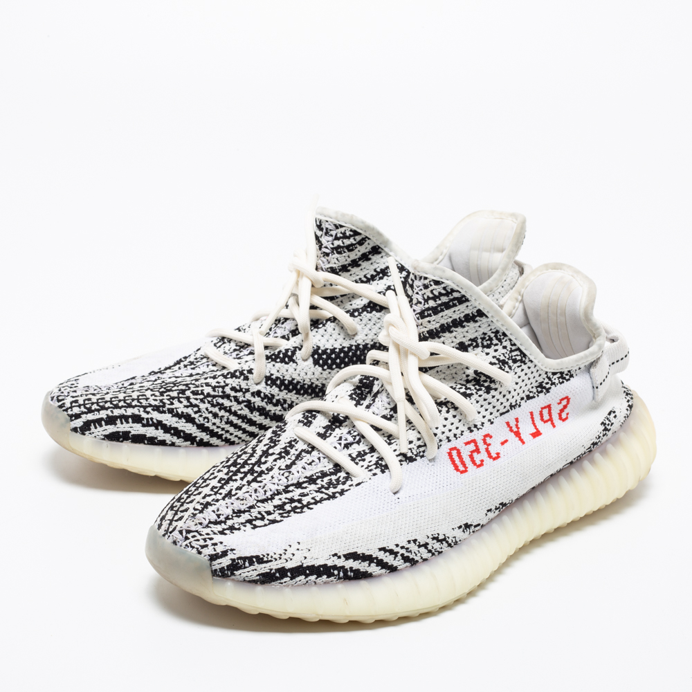 

Yeezy x Adidas White/Black Knit Fabric Boost 350 V2 Zebra Sneakers Size