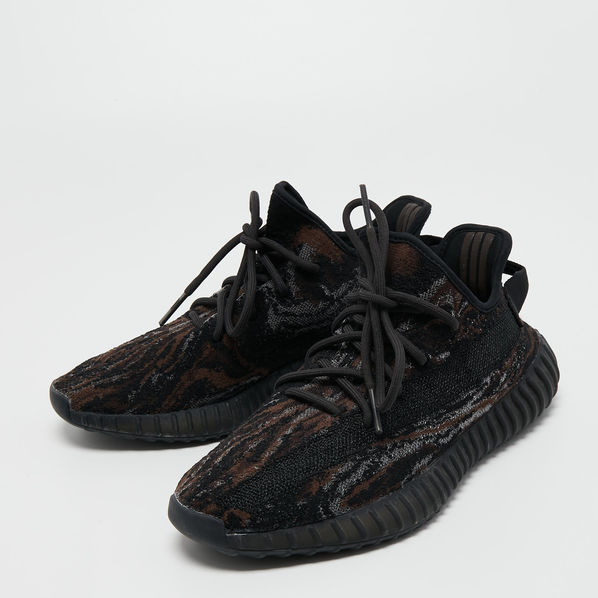 

adidas x Yeezy Brown/Black Mesh and Fabric 350 V2 MX Rock Sneakers Size 411/3