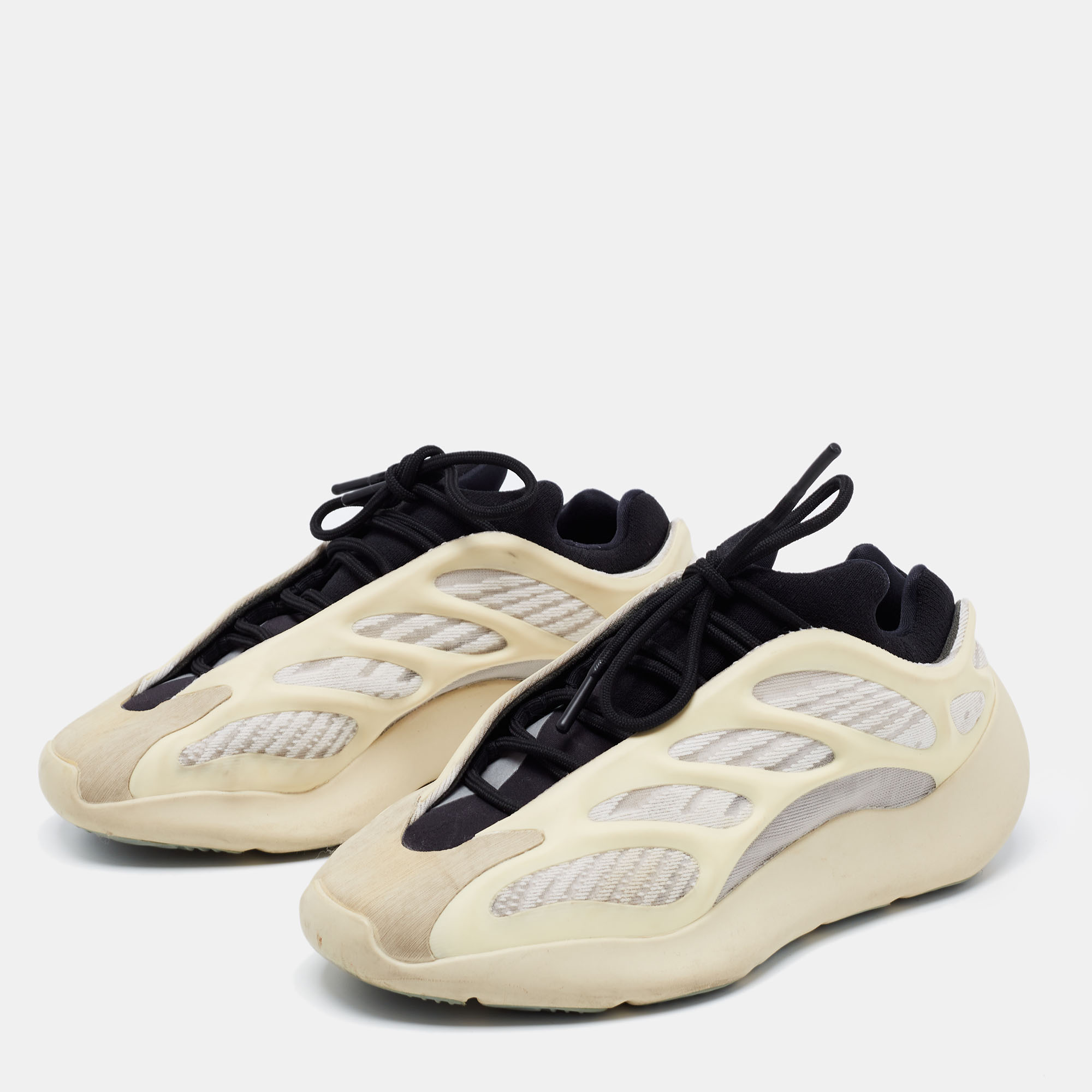

Yeezy x adidas Tricolor Rubber and Fabric Yeezy 700 V3 Azael Sneakers Size 38 2/3, Black