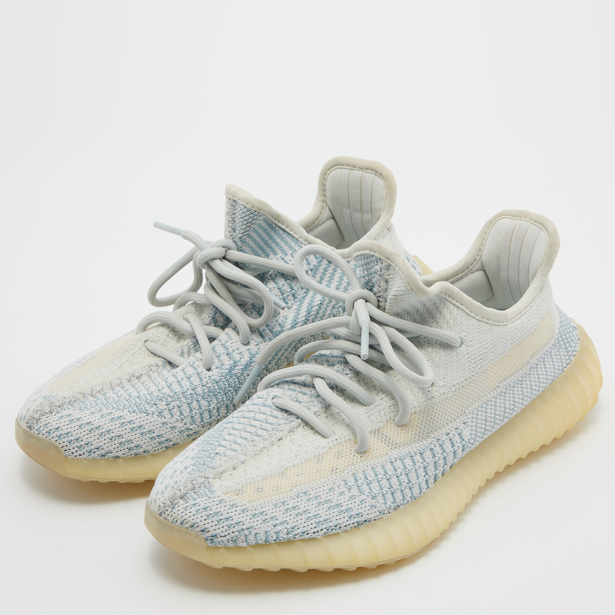 

Yeezy x Adidas Blue/White Knit Fabric Boost 350 V2 Cloud White Sneakers Size 38 2/3
