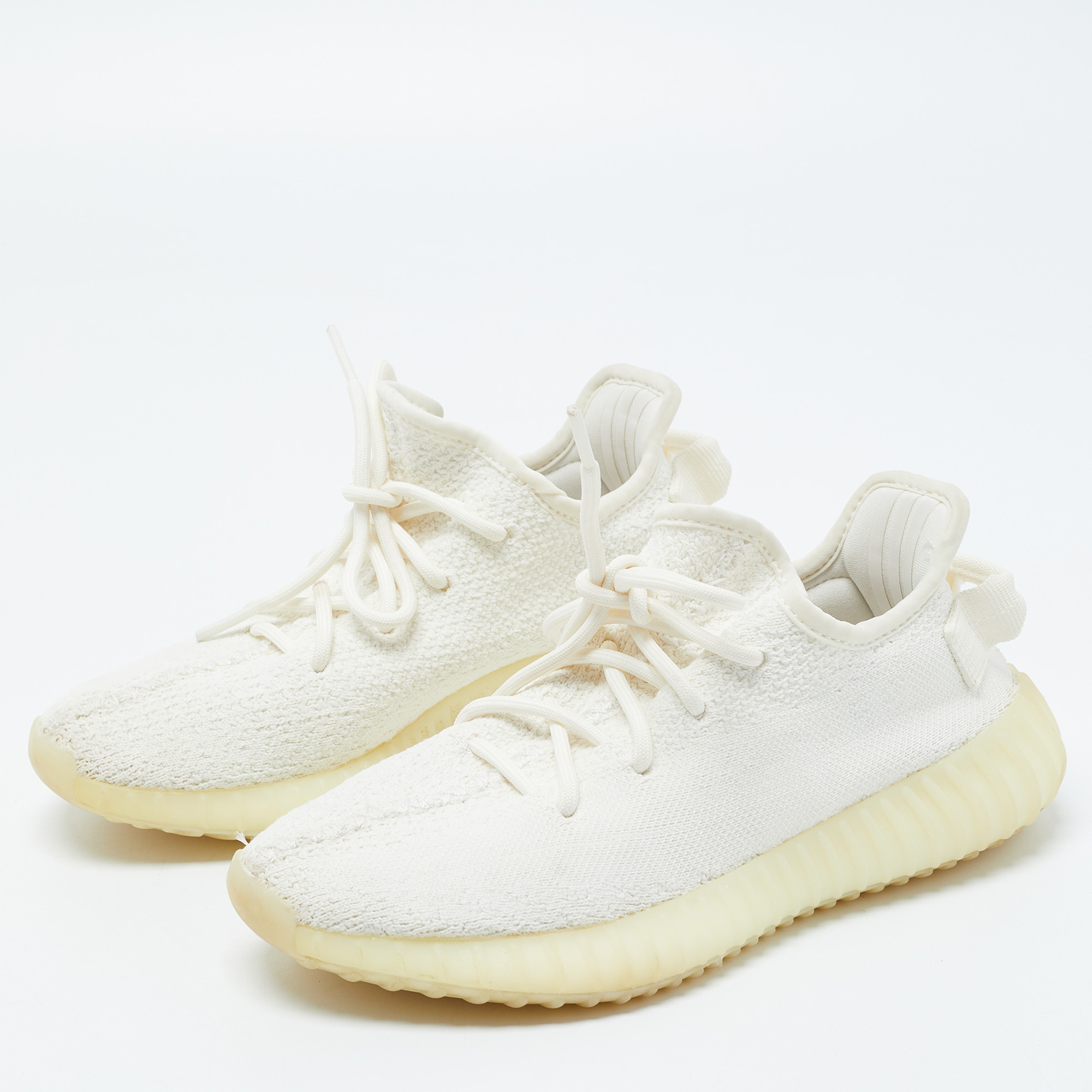 

Yeezy x Adidas White Fabric Boost 350 V2 white Sneakers Size 37 1/3