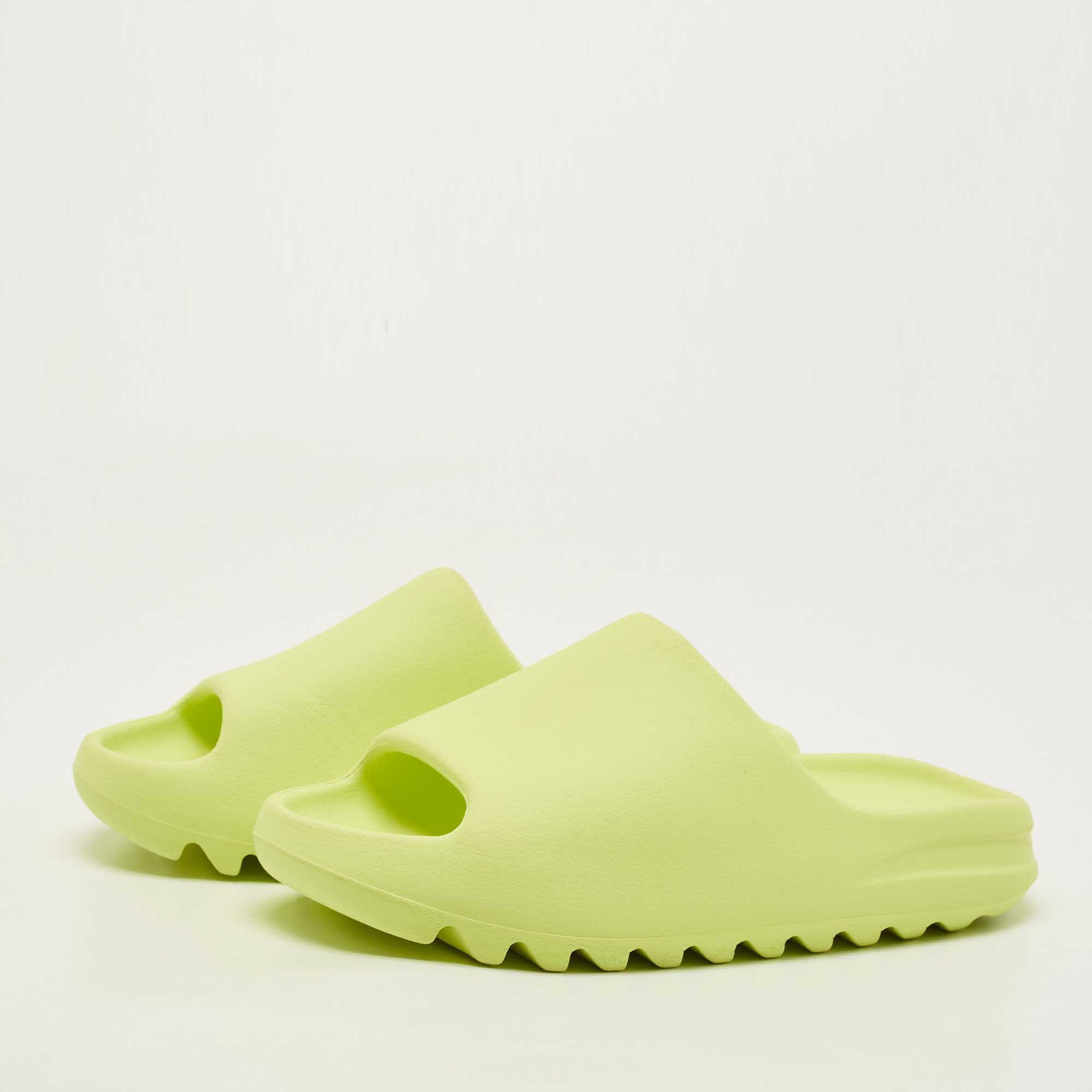 

Yeezy x Adidas Neon Green Rubber Glow Green Slides Size