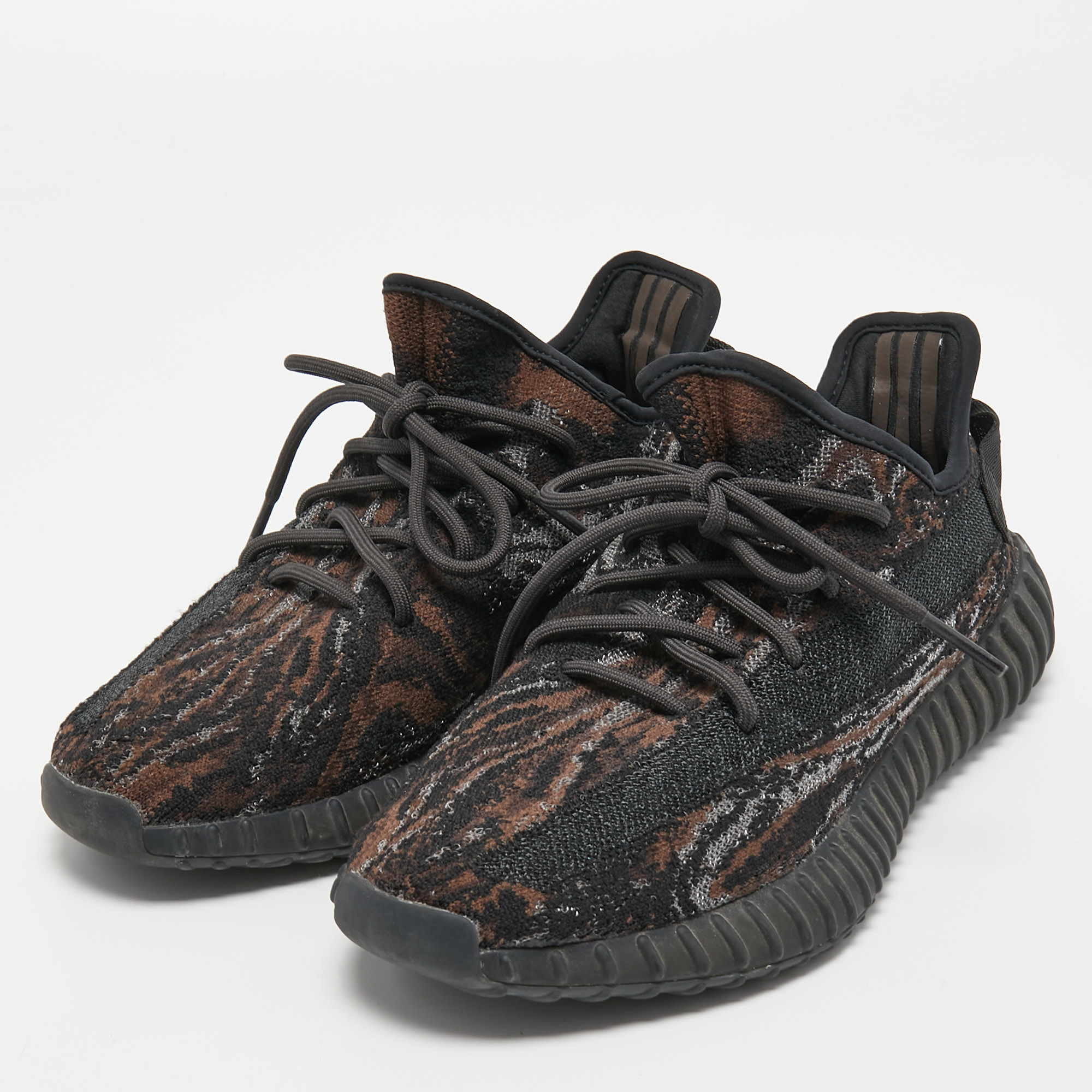 

Yeezy X Adidas Black/Brown Knit Fabric Boost 350 V2 -Mx-Rock Sneakers Size