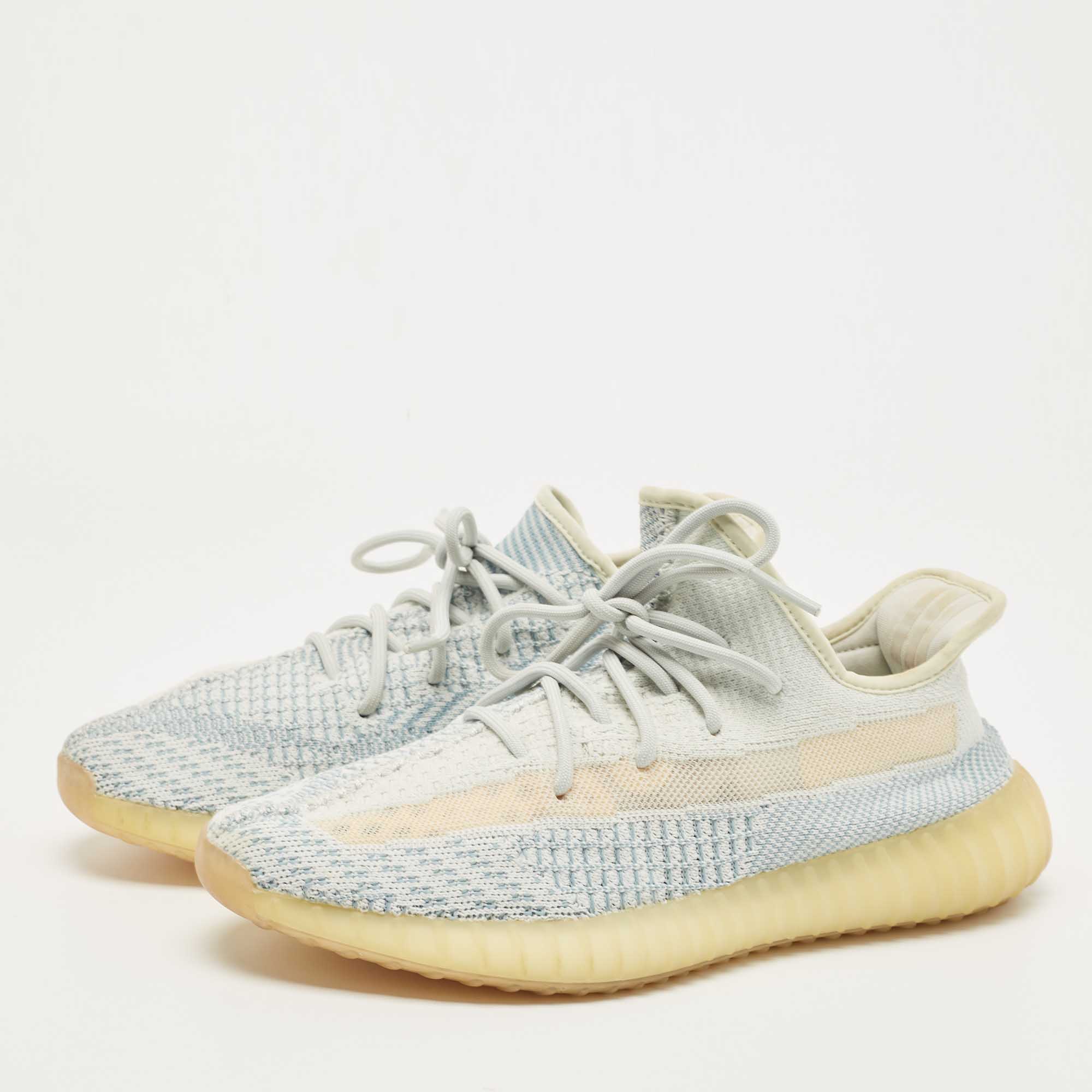 

Yeezy x Adidas Two Tone Knit Fabric Boost 350 V2 Cloud White Non Reflective Sneakers Size 42 2/3