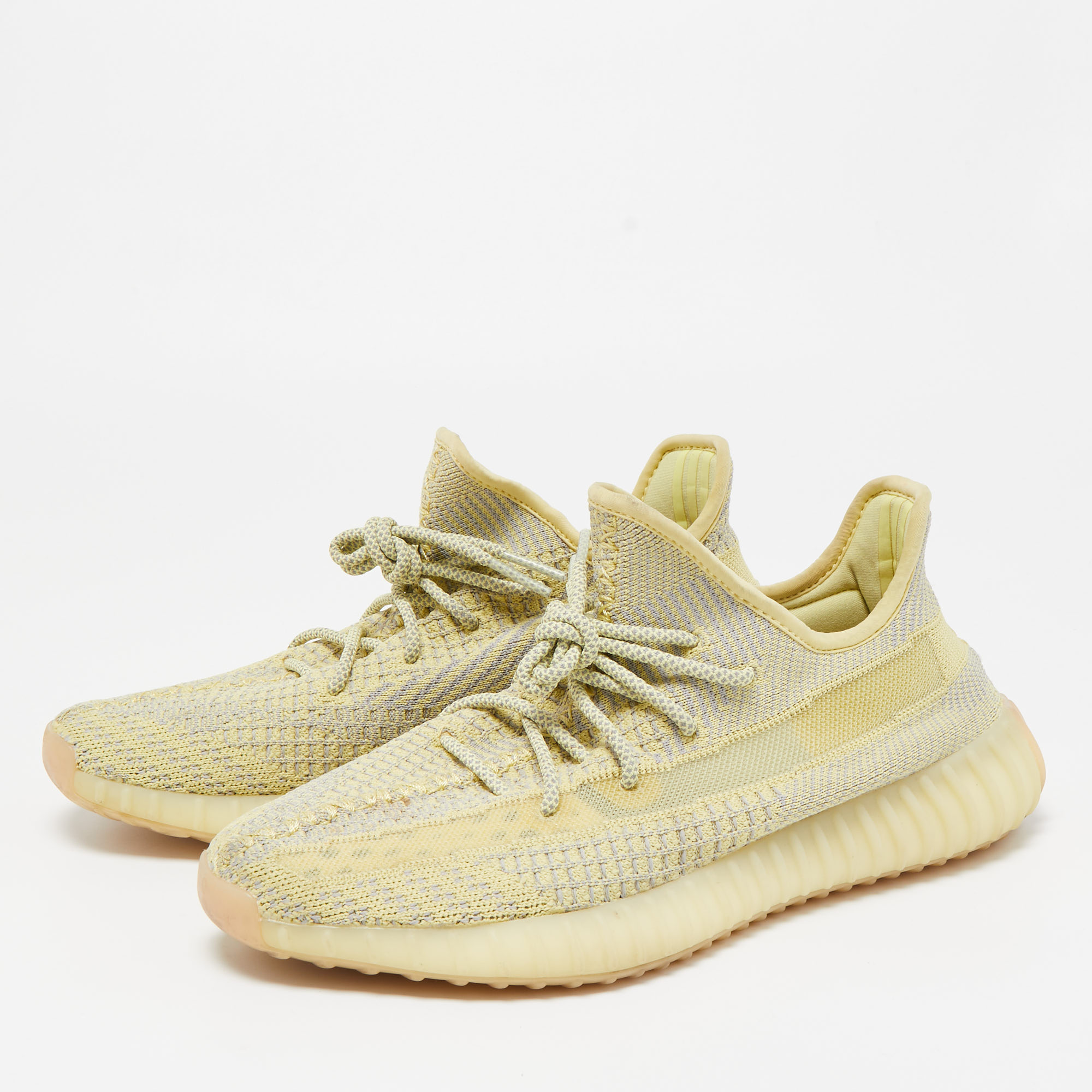 

Yeezy x Adidas Two Tone Knit Fabric Boost 350 V2 Antlia Sneakers Size, Green