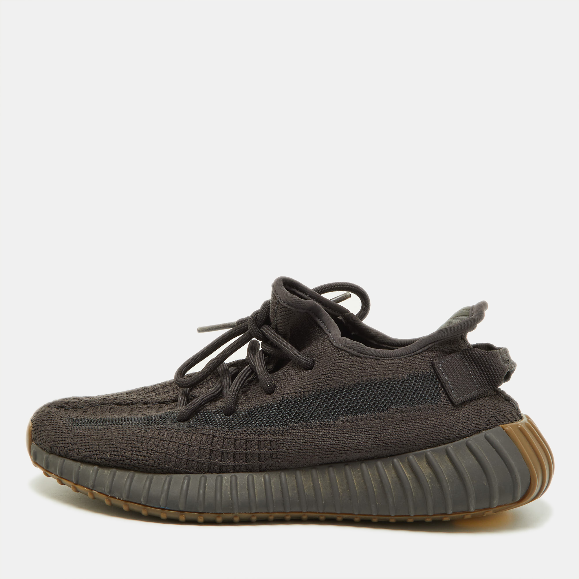 

Yeezy x Adidas Black knit Fabric Boost 350 V2 Sneakers Size, Grey