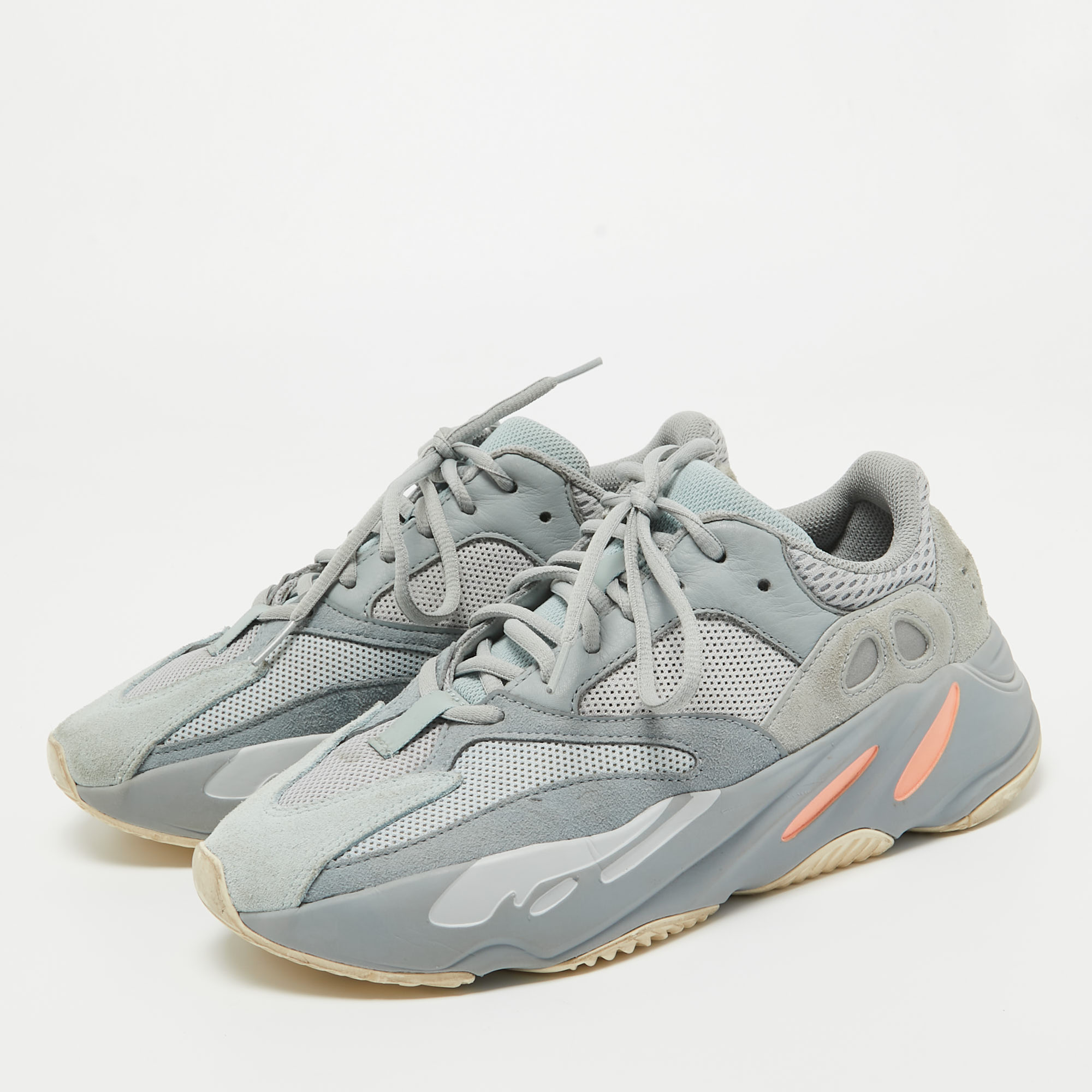 Adidas yeezy 700 price hotsell in dubai