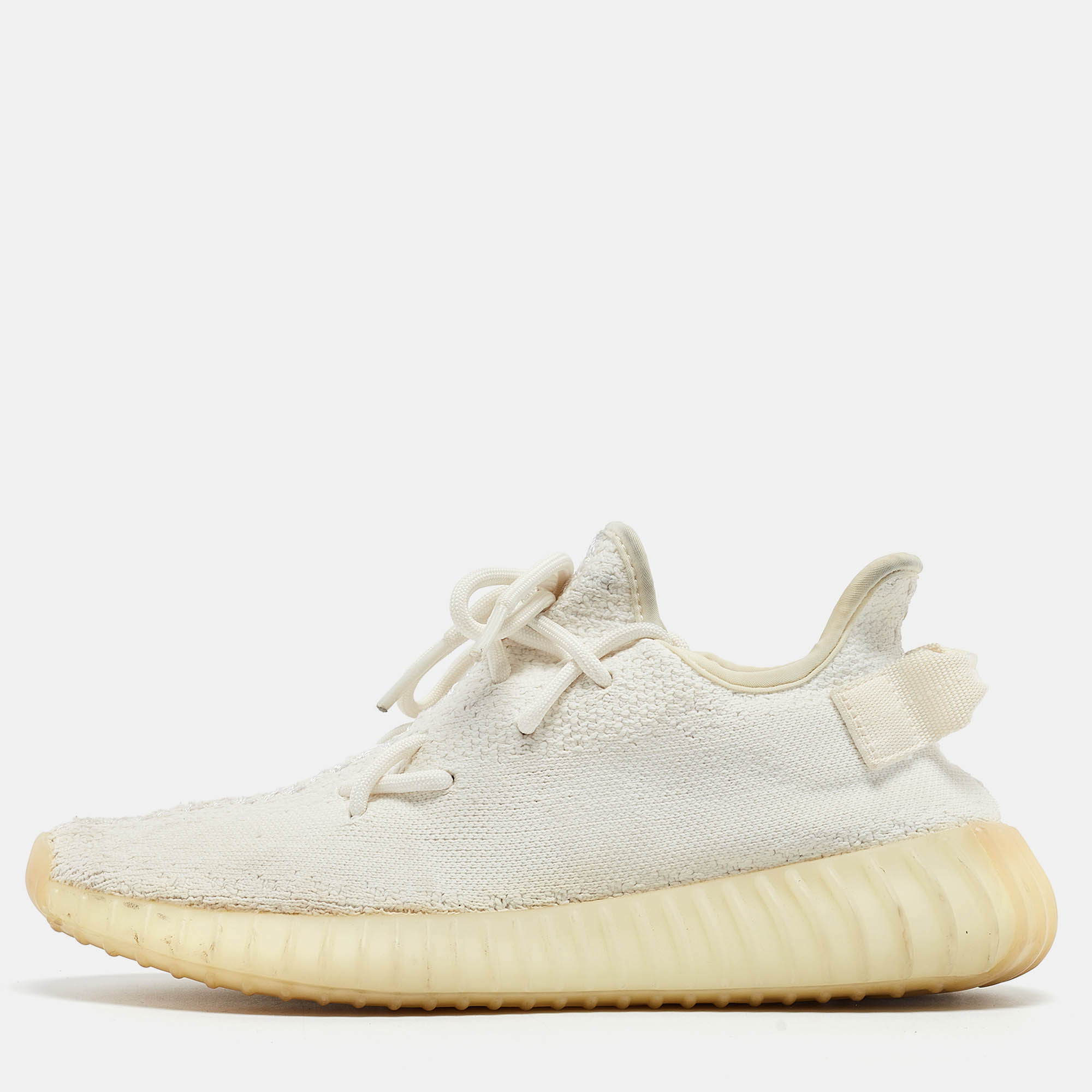 Catch on with the trend of designs from the Yeezy x Adidas collaboration with this pair of Boost 350 V2 sneakers. The knit pair features great cushioning lace ups on the vamps platforms and tough rubber soles. This pair comes in white hues.