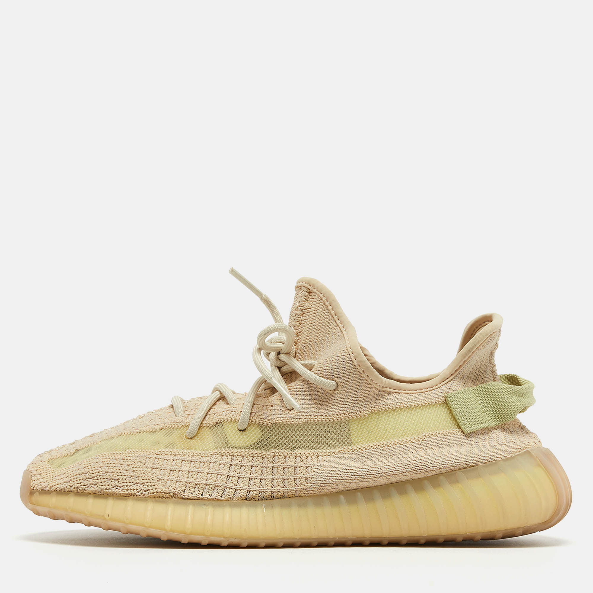 Catch on with the trend of designs from the Yeezy x Adidas collaboration with this pair of Boost 350 V2 sneakers. The knit fabric pair features great cushioning lace ups on the vamps and tough rubber soles. This pair comes in light yellow shade for a greater impact.