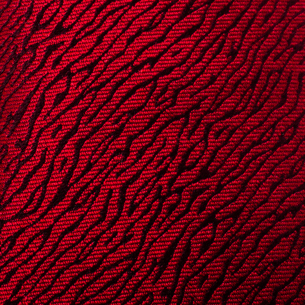 

Yves Saint Laurent Red Patterned Silk Tie