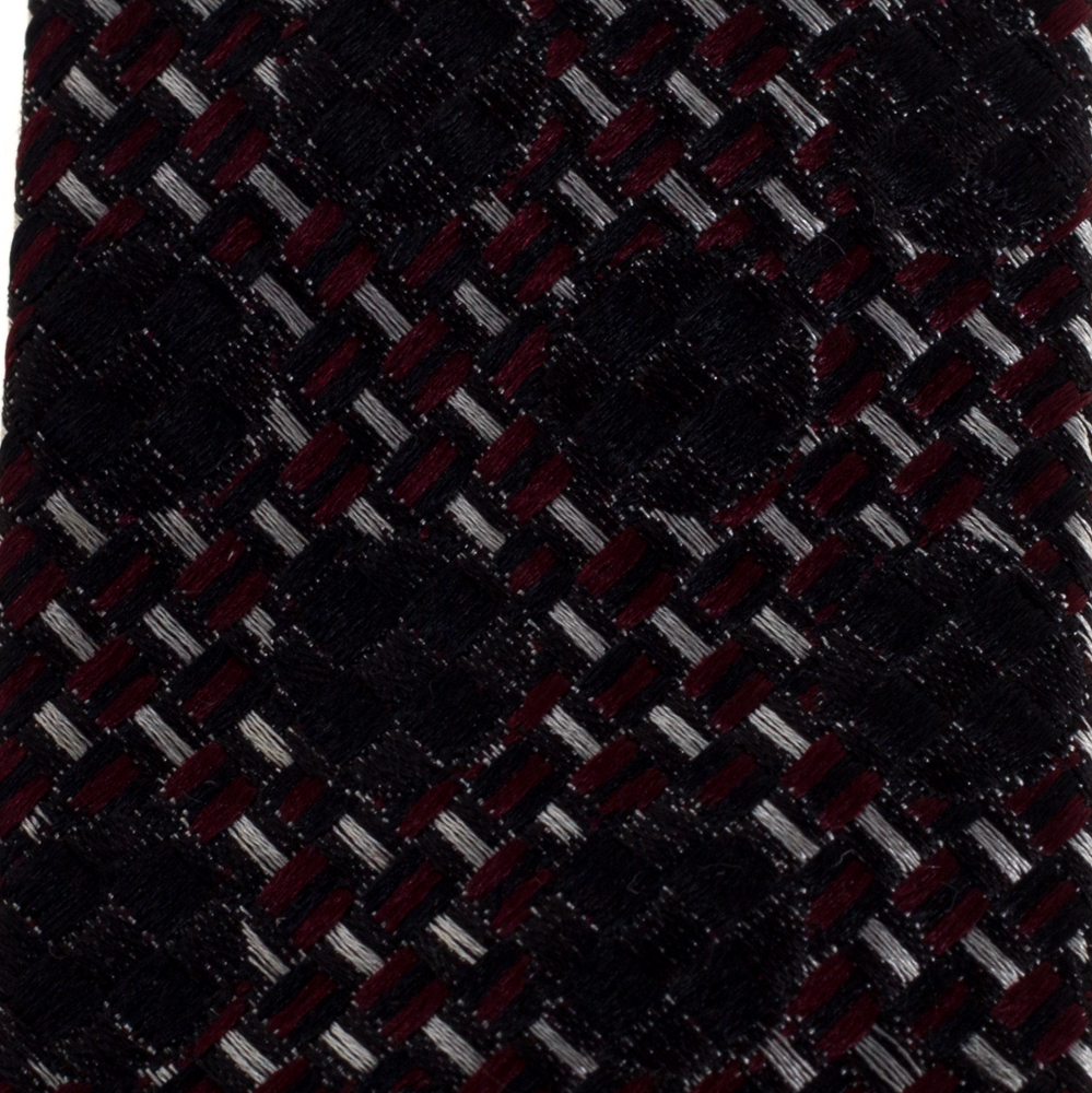 

Yves Saint Laurent Black Jacquard Square Tip Silk Skinny Tie