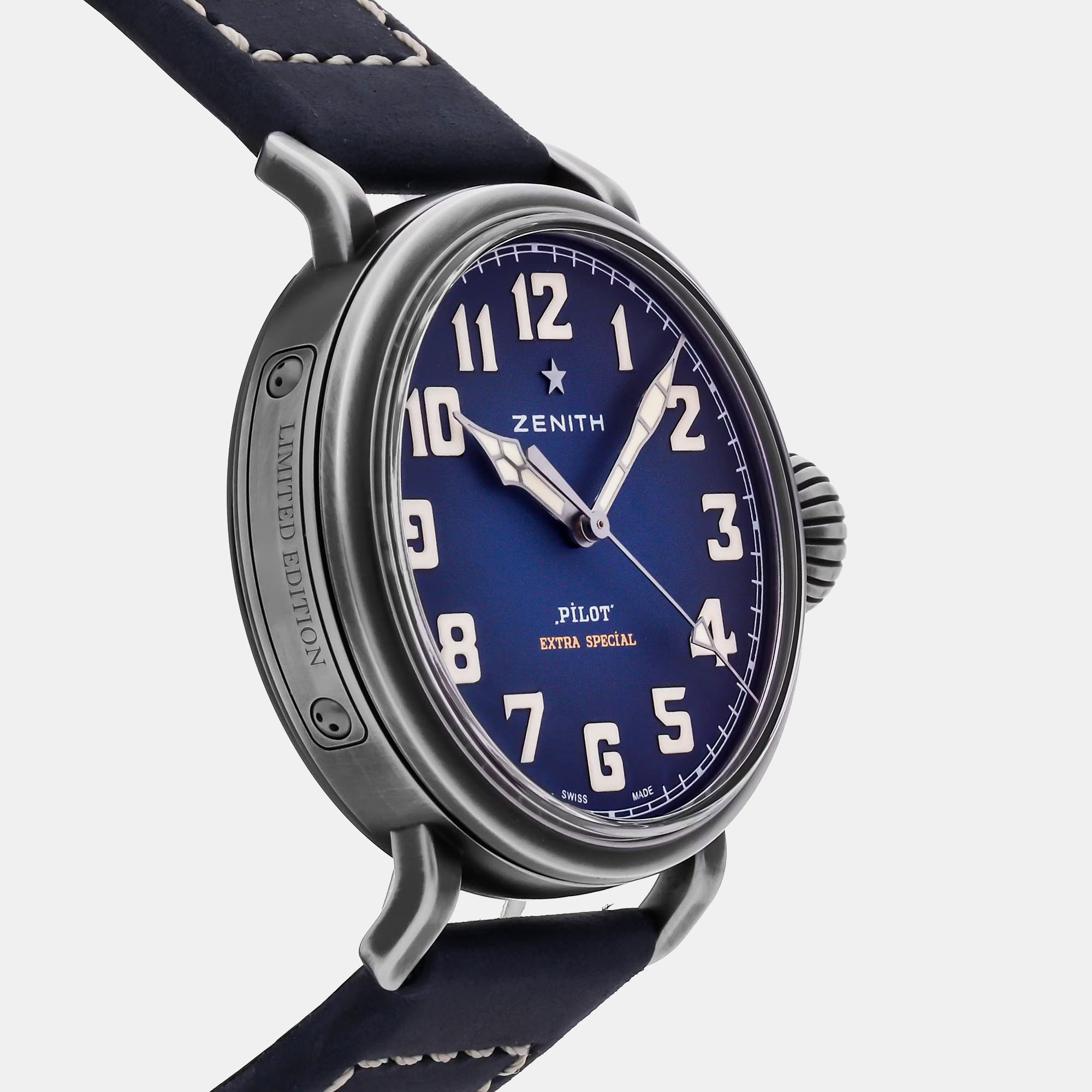 Pre-Owned Zenith Pilot Type Men`s Watch 40 mm 