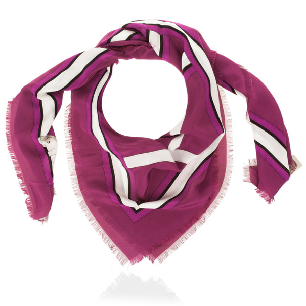 Pre Owned Burberry Magenta Heri Buckle Print Square Scarf