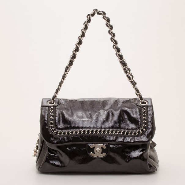 Chanel Black Luxe Ligne Shoulder Bag Chanel
