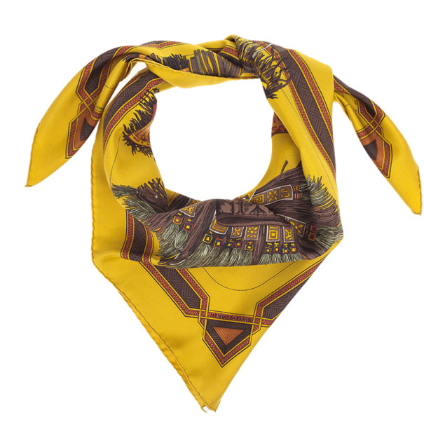 مملوكة مسبقًا Hermes Yellow Cuirs Du Desert Square Scarf