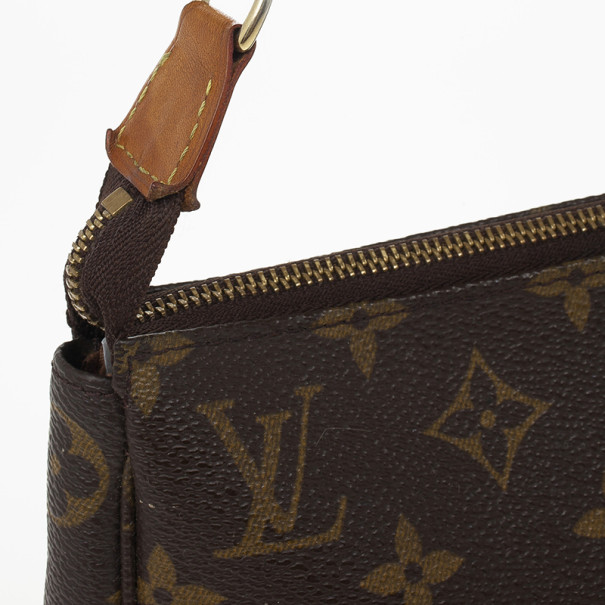 Louis Vuitton Monogram Pochette Accessoires Bag LVJS639 - Bags of