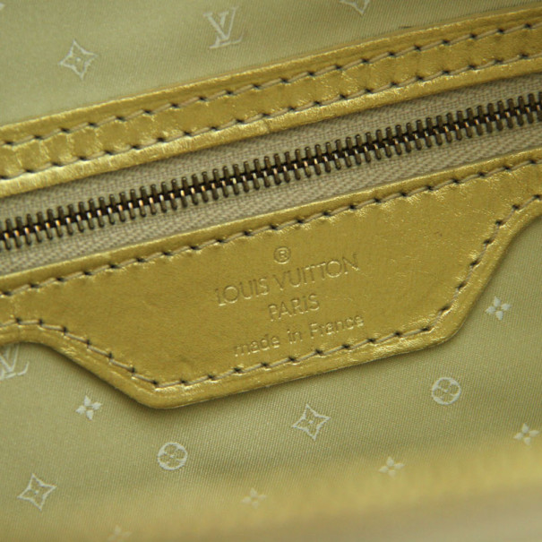 Louis Vuitton Verone Suhali Leather Lockit MM Bag - Yoogi's Closet
