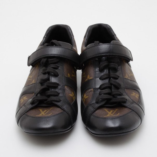 Louis Vuitton Men Shoes - 42 For Sale on 1stDibs