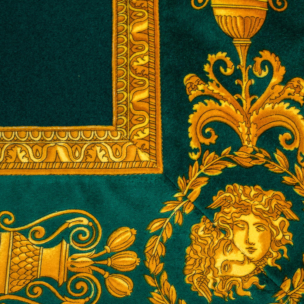 

Gianni Versace Green & Yellow Medusa Pattern Wool Blanket