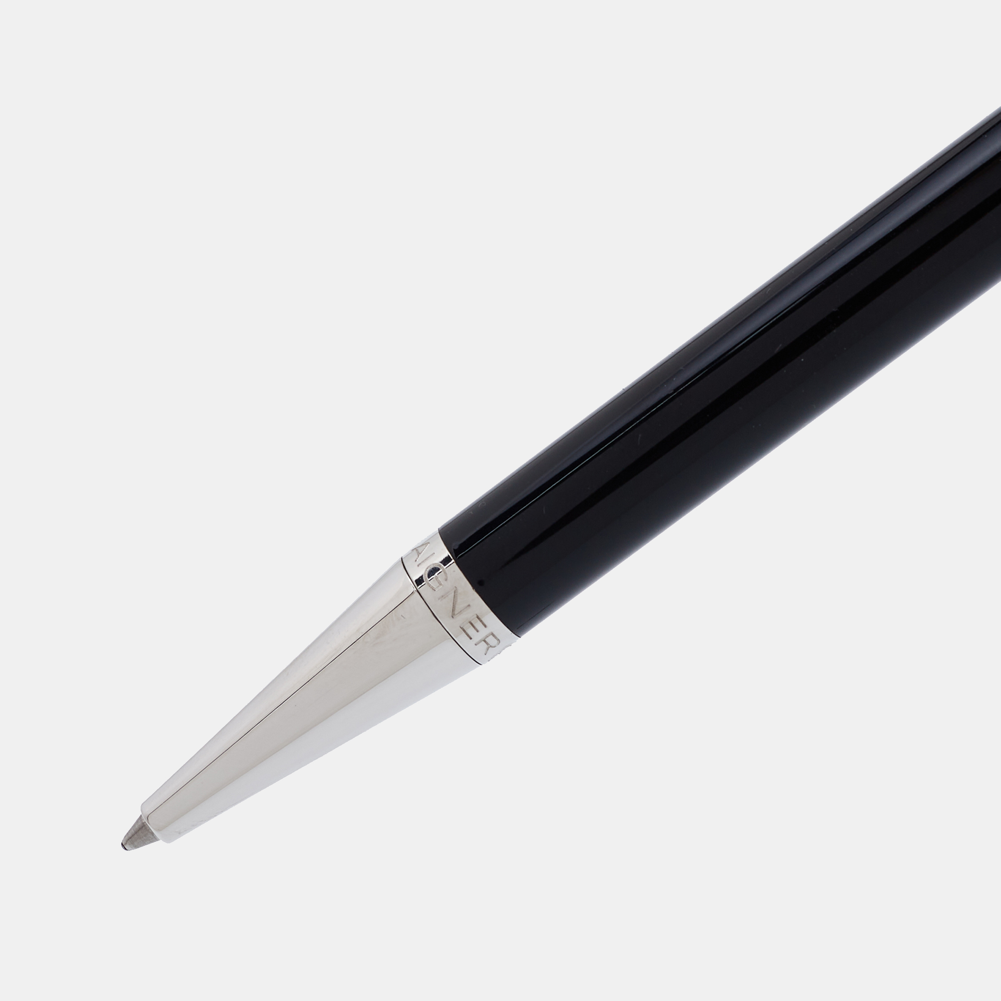 

Aigner Black Lacquer Silver Tone Fashion Ballpoint Pen