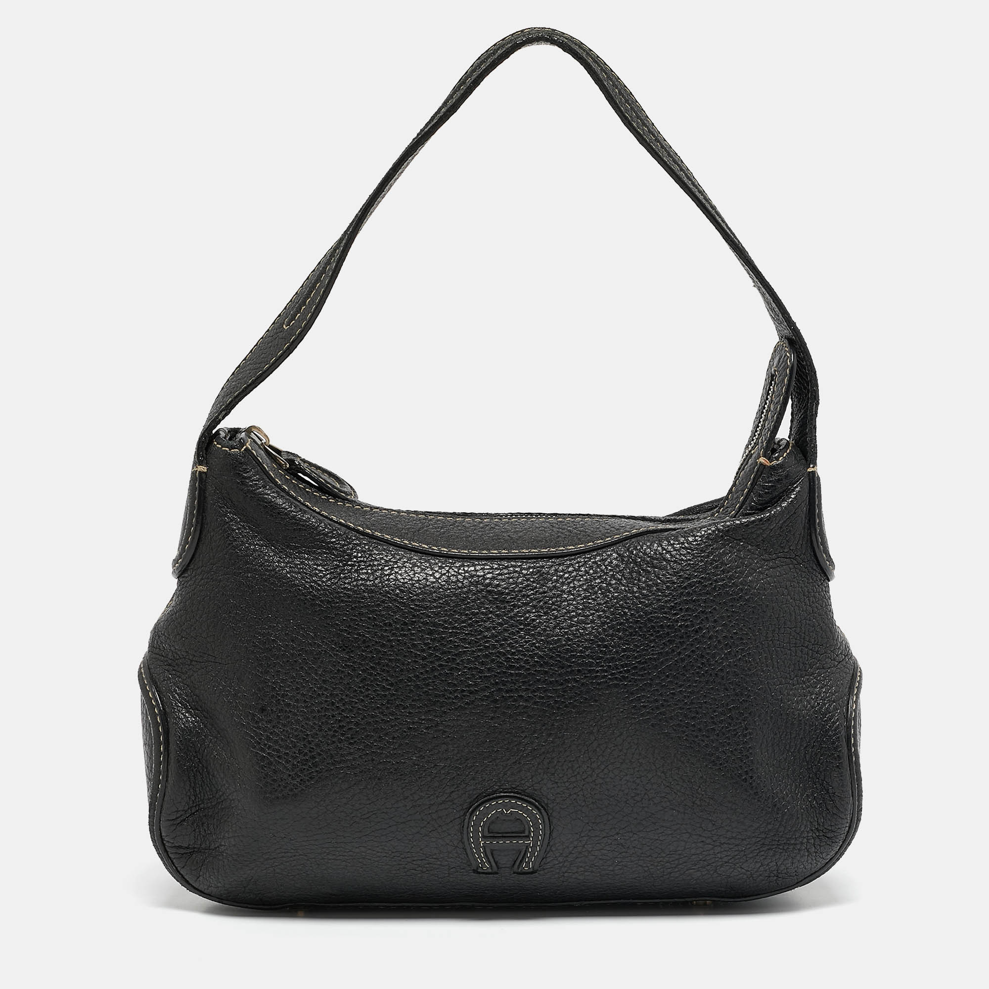 

Aigner Black Leather Logo Shoulder Bag