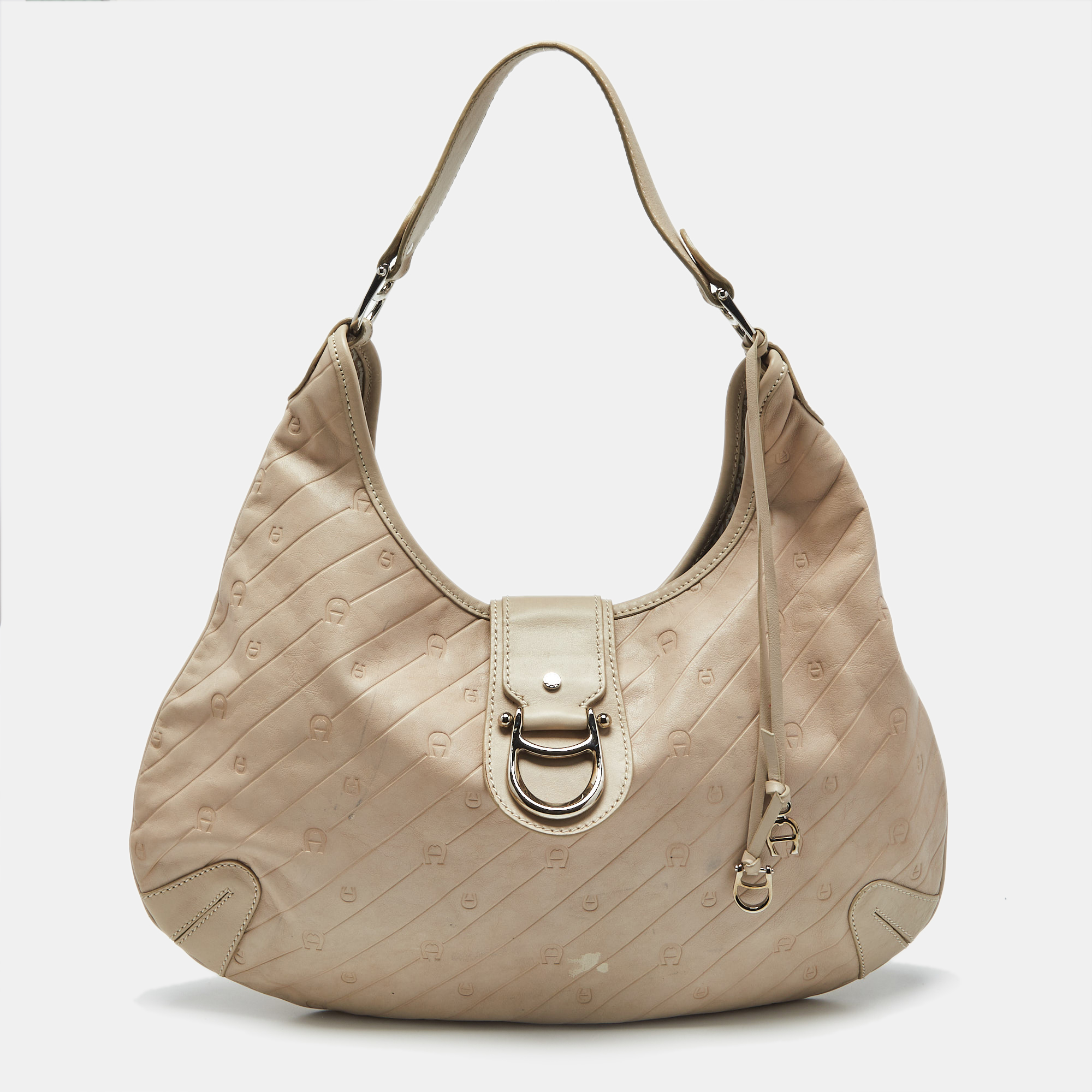 

Aigner Light Beige Logo Embossed Leather Charm Hobo