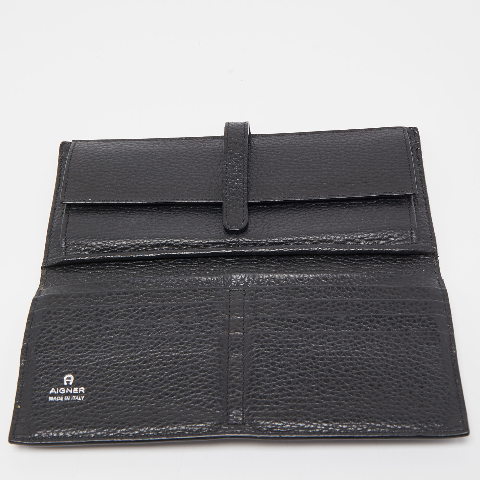 

Aigner Black Grained Leather Logo Bifold Flap Wallet