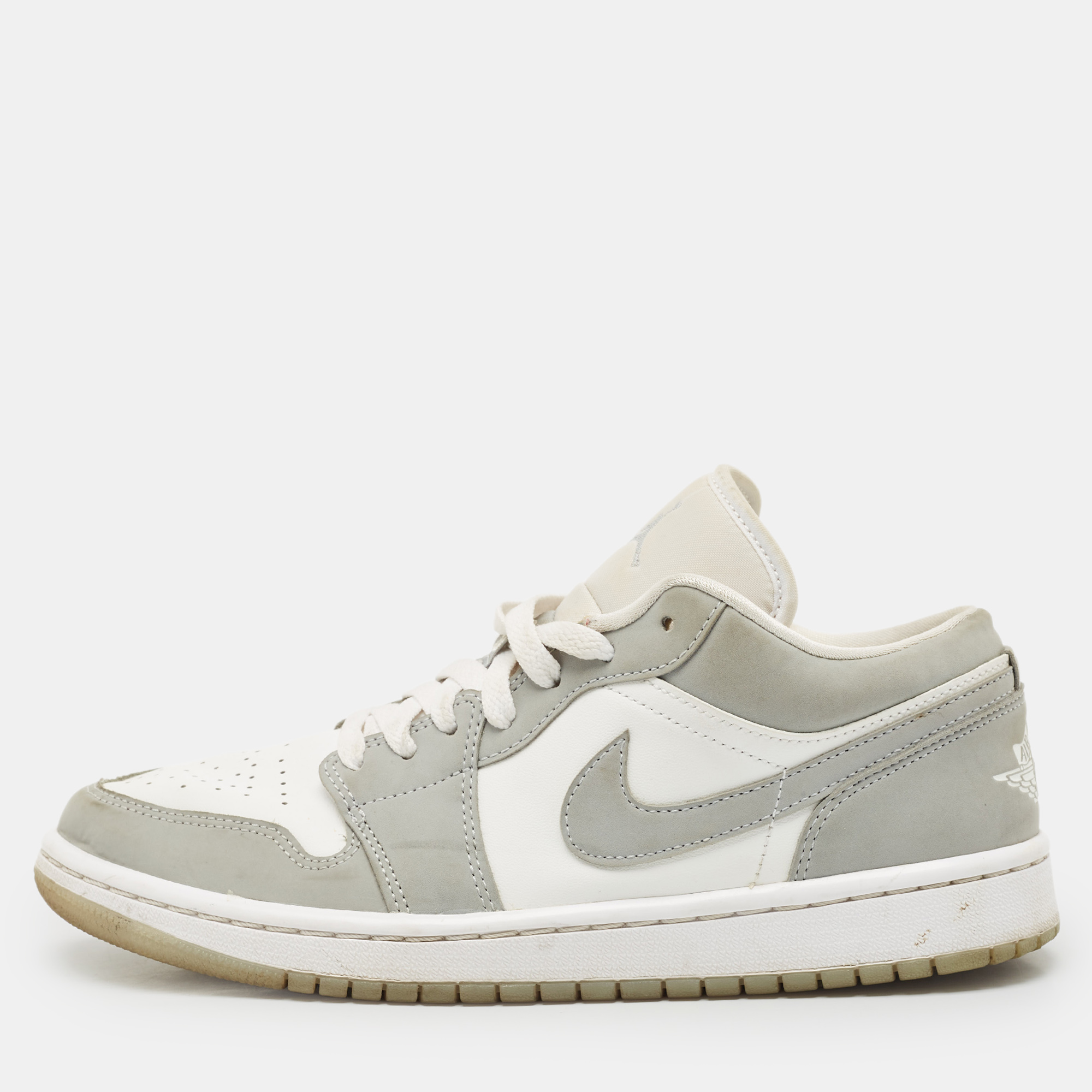 

Air Jordans Grey/White Leather Air Jordan 1 SE Lace Up Sneakers Size 40.5