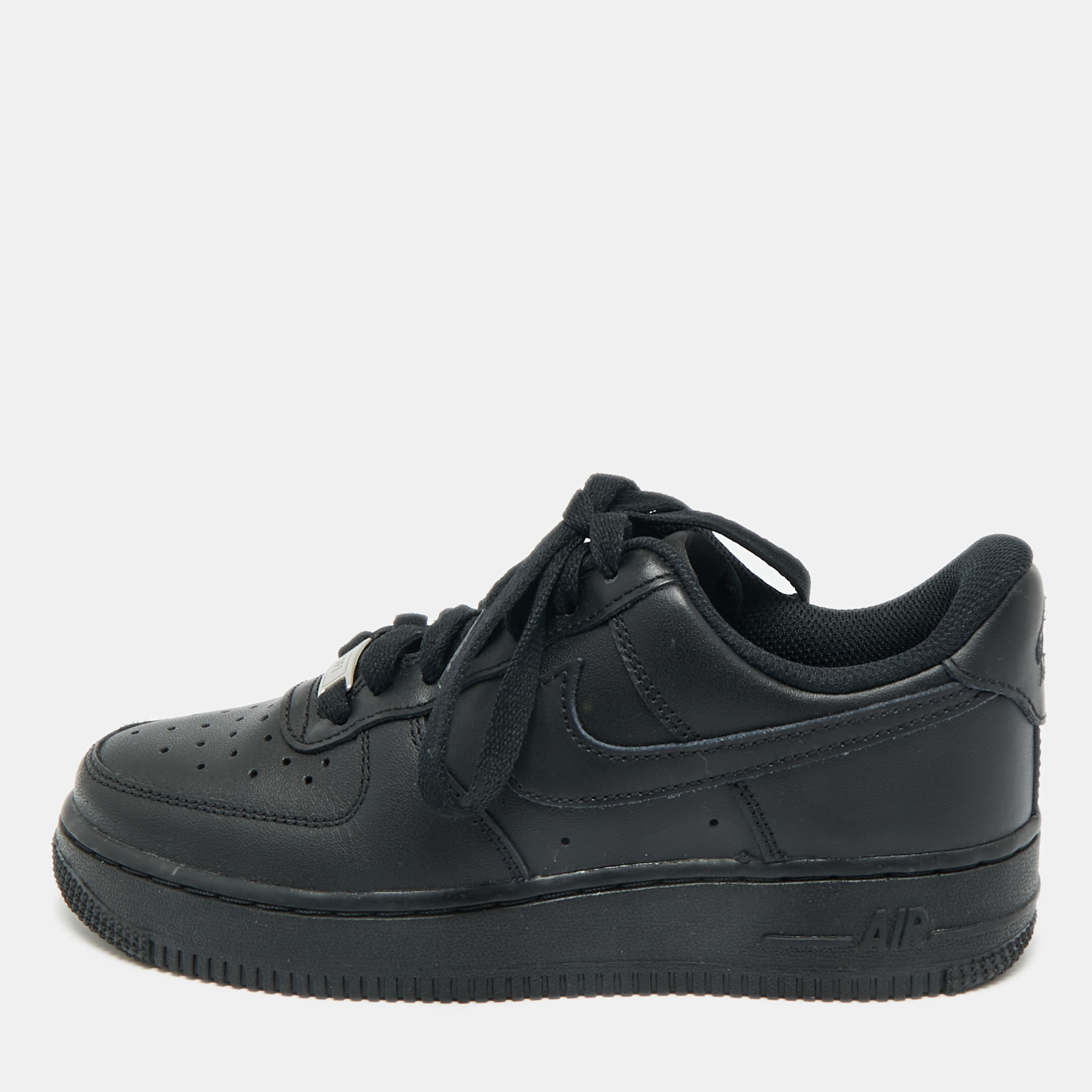

Air Jordans Black Leather Air Force 1 Lace Up Sneakers Size