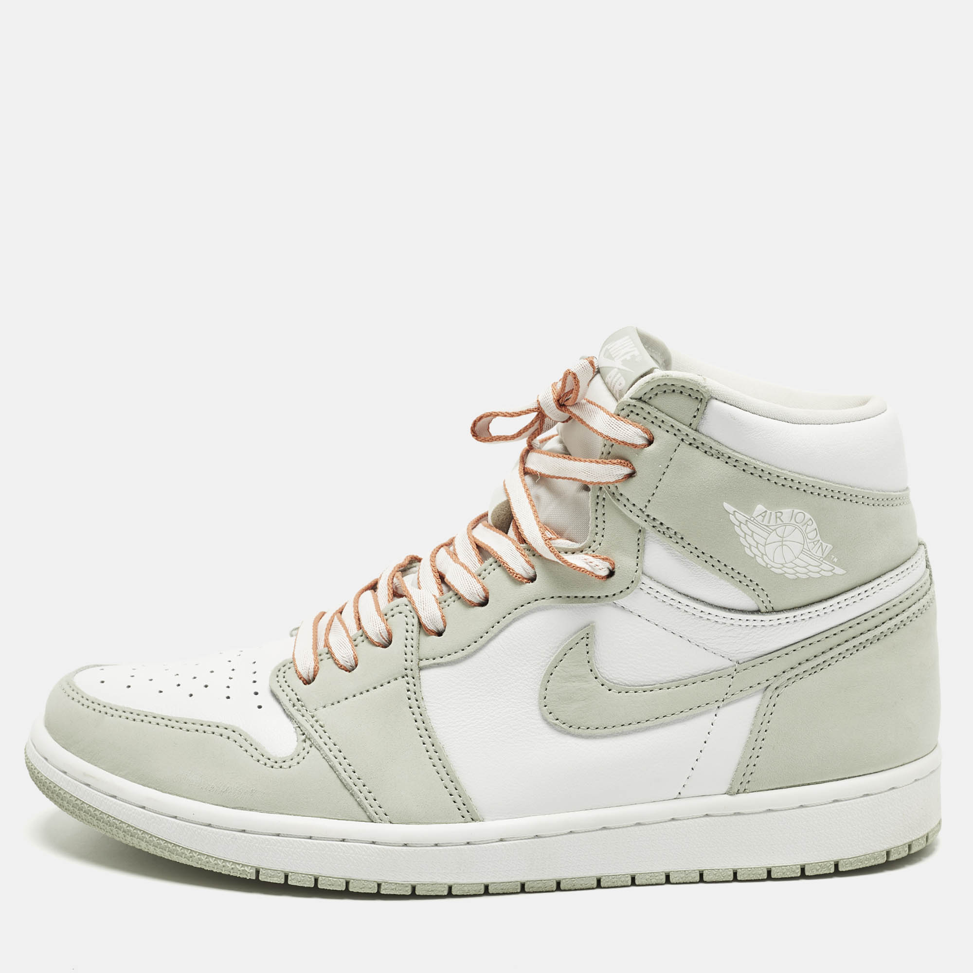 

Air Jordans Jordan 1 Retro OG Seafoam Size 44.5 Green/White Nubuck and Leather High Top Sneakers