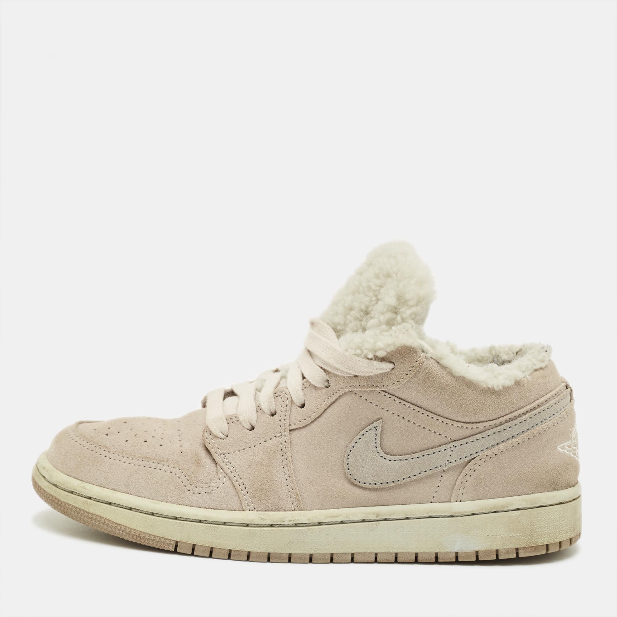 

Air Jordans Jordan 1 SE Sherpa Fleece Size  Grey Shearling and Suede High Top Sneakers